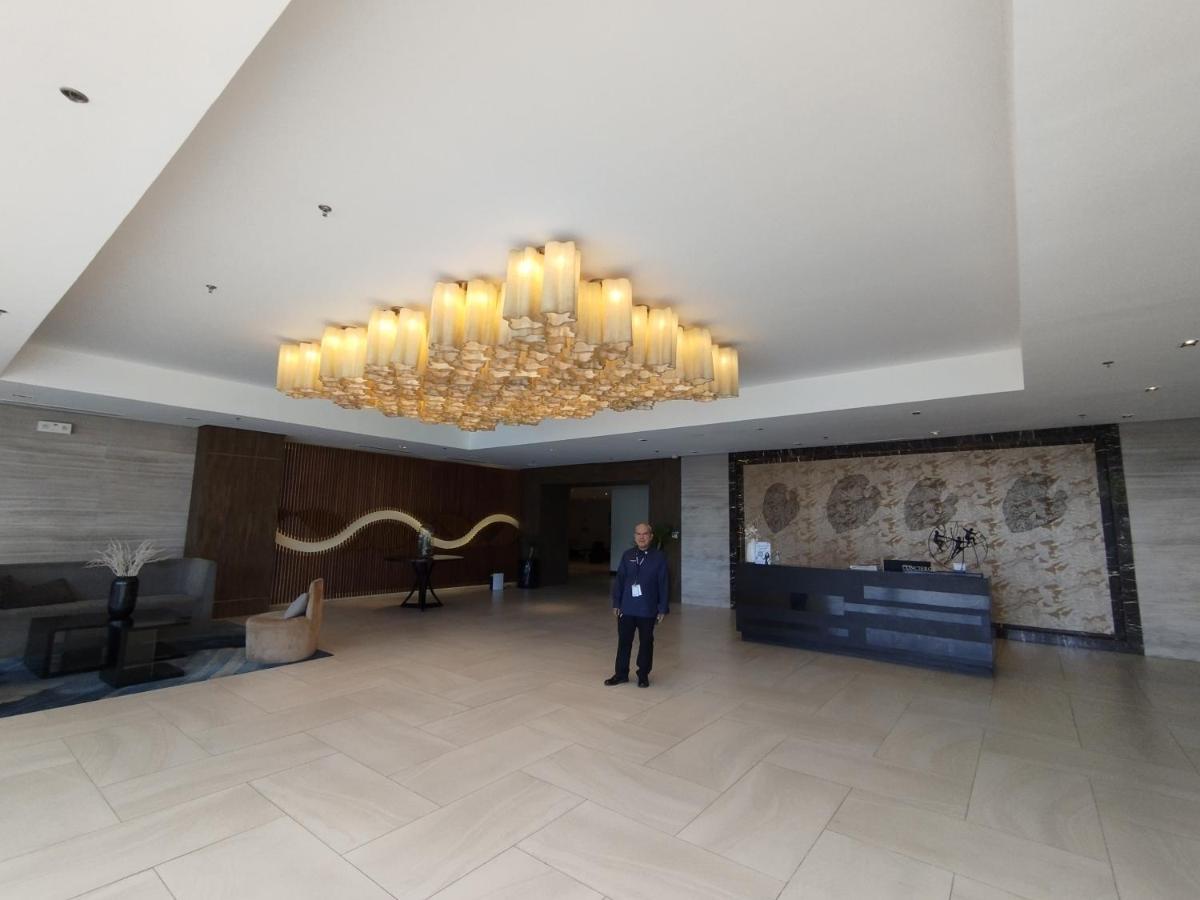 Mactan Newtown Seaview Condo By Fjcivo Lapu-Lapu City Bagian luar foto